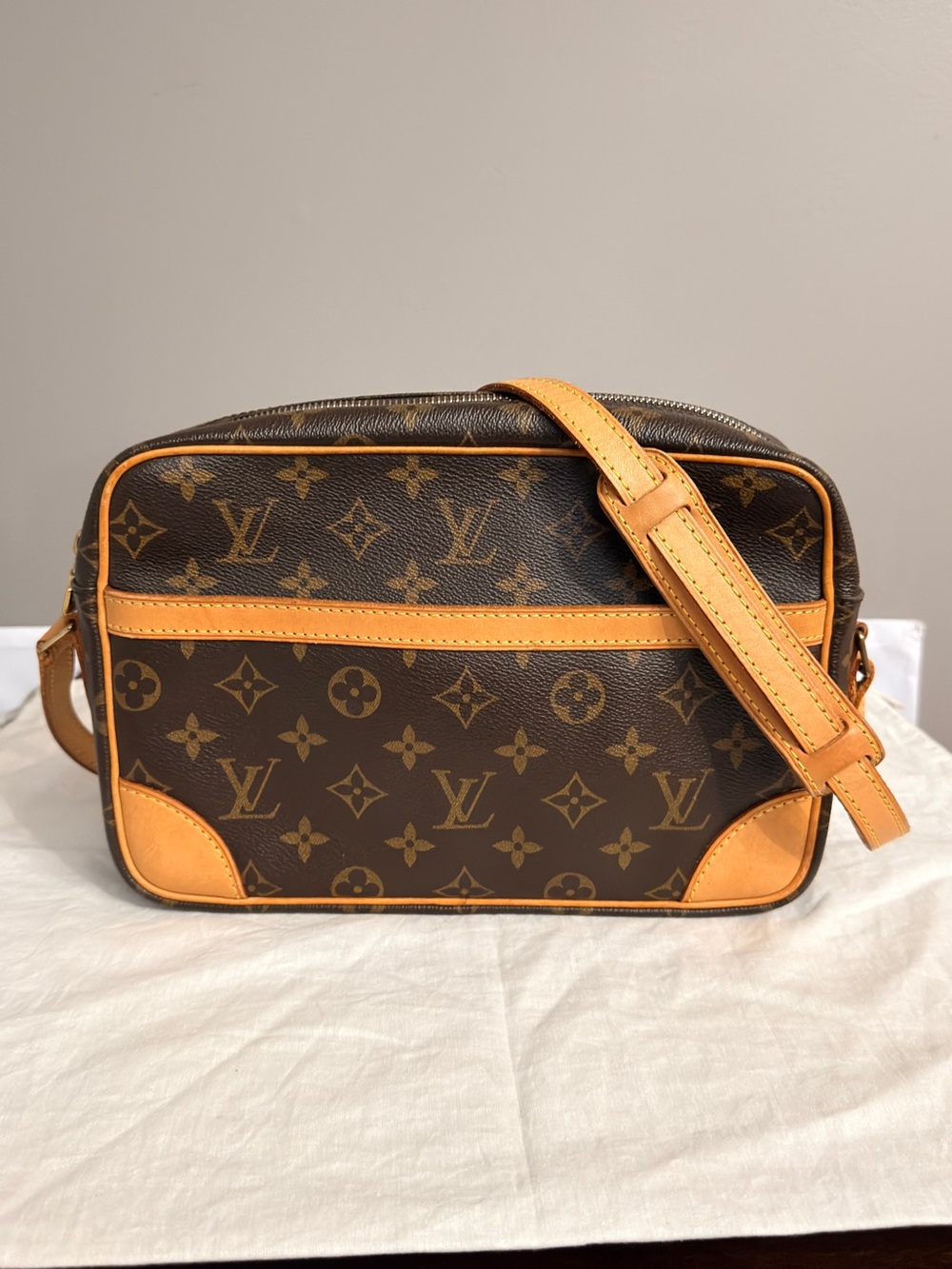 Louis Vuitton Trocadero 27 Bag Monogram